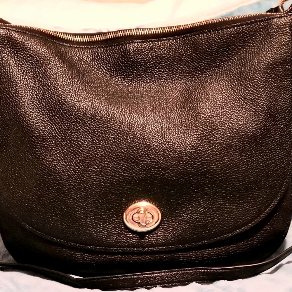 COACH Turnlock Hobo